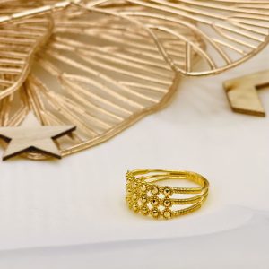 women ring 4
