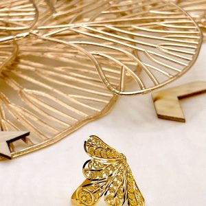 women ring 9