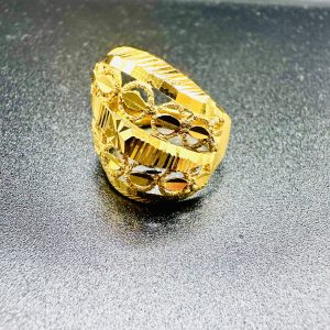women ring 16