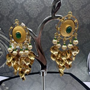 Earing 08